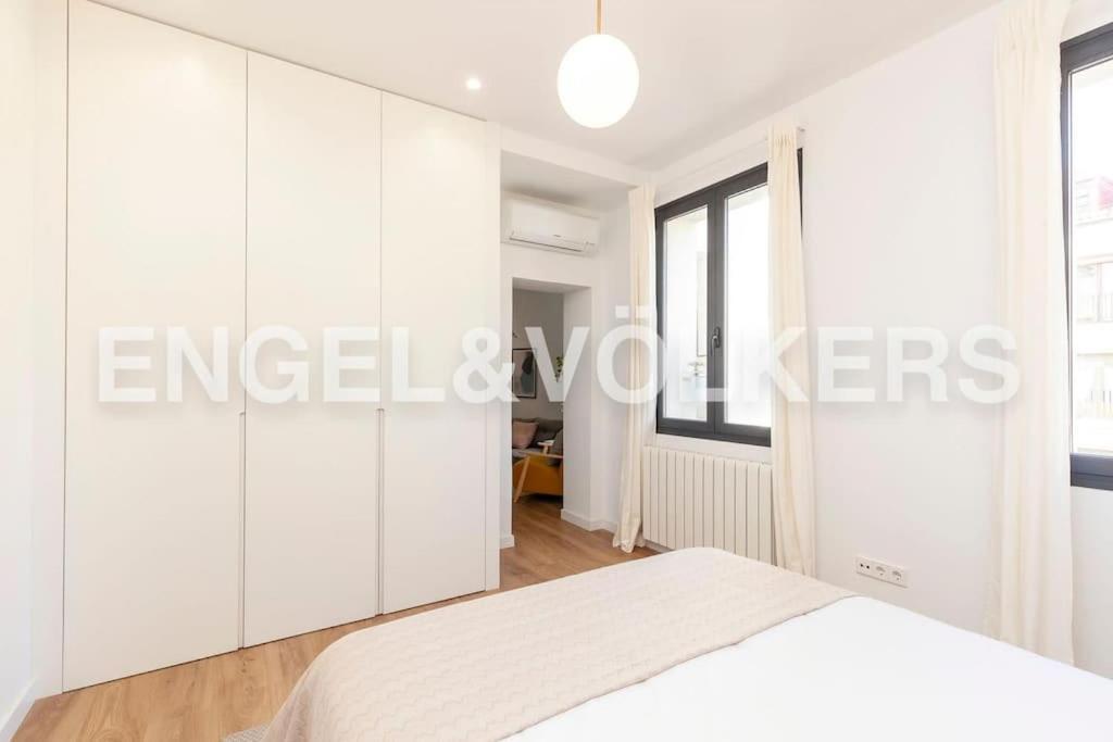 Moderno Apartamento En Pleno Centro 马德里 外观 照片