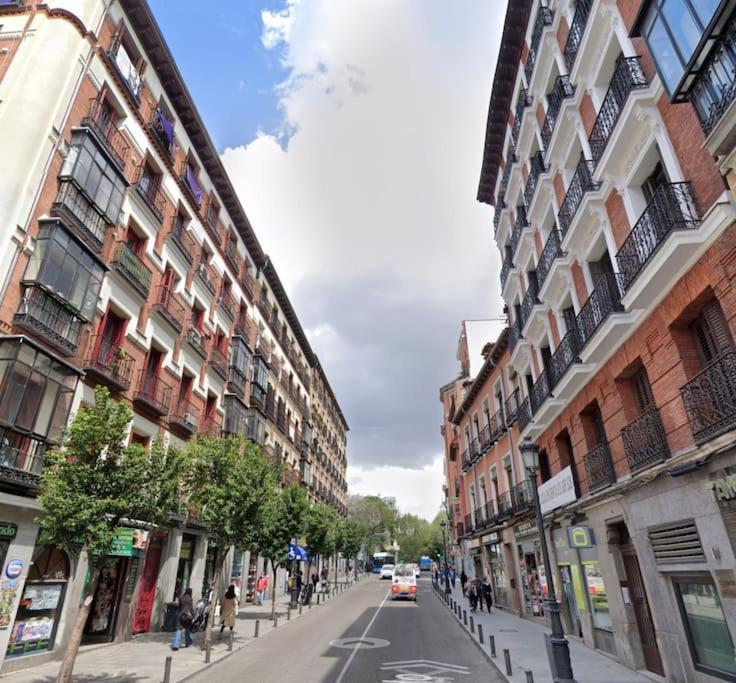 Moderno Apartamento En Pleno Centro 马德里 外观 照片